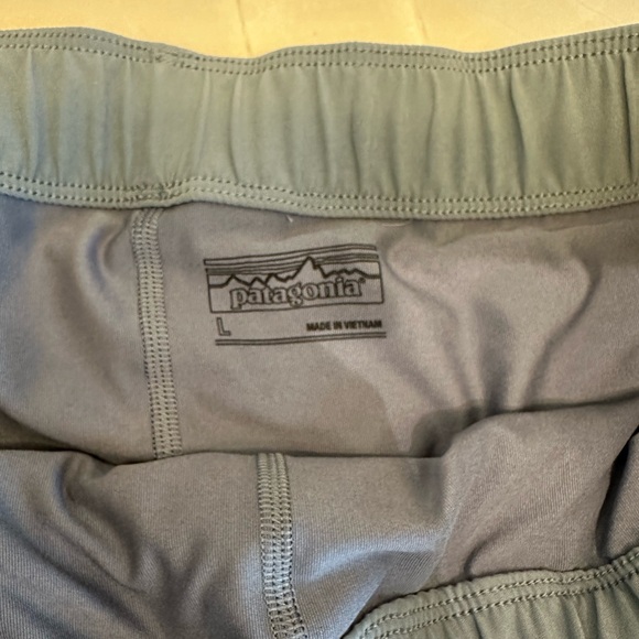 Patagonia Women's Fleetwith Skort NWT - Picture 6 of 8